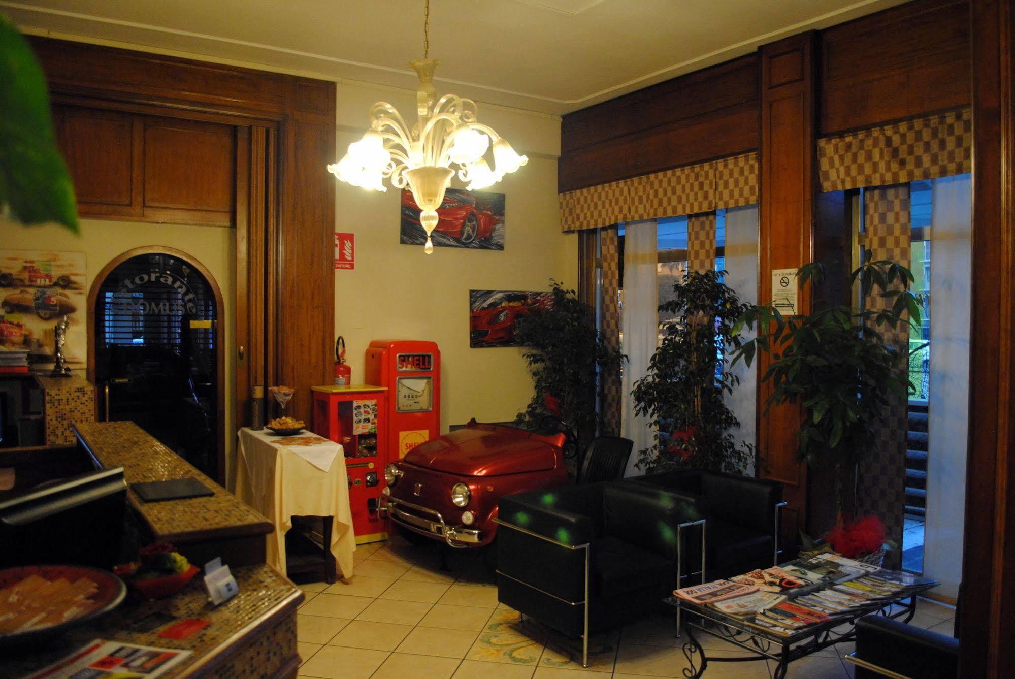 Hotel Domus Maranello Eksteriør bilde