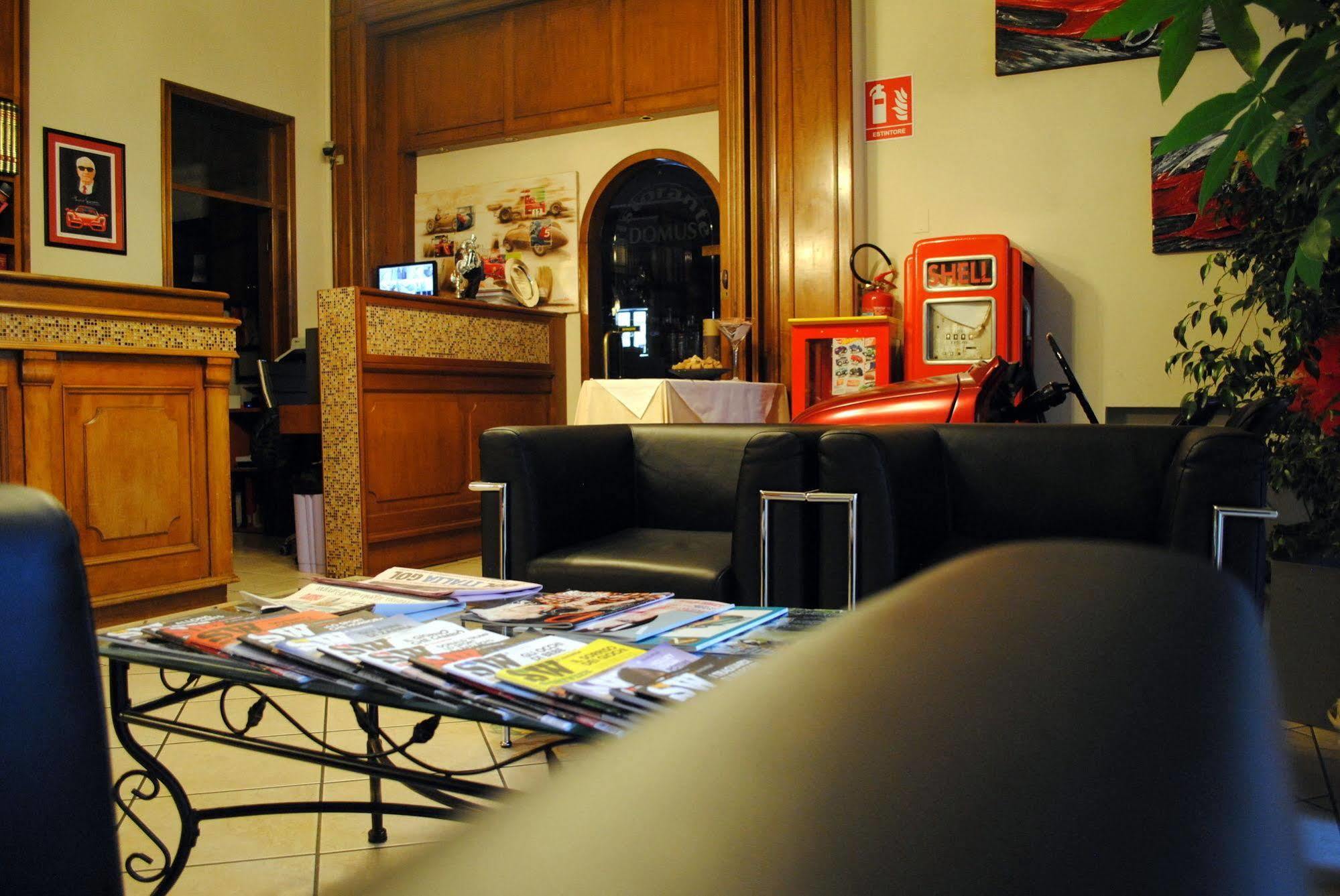 Hotel Domus Maranello Eksteriør bilde